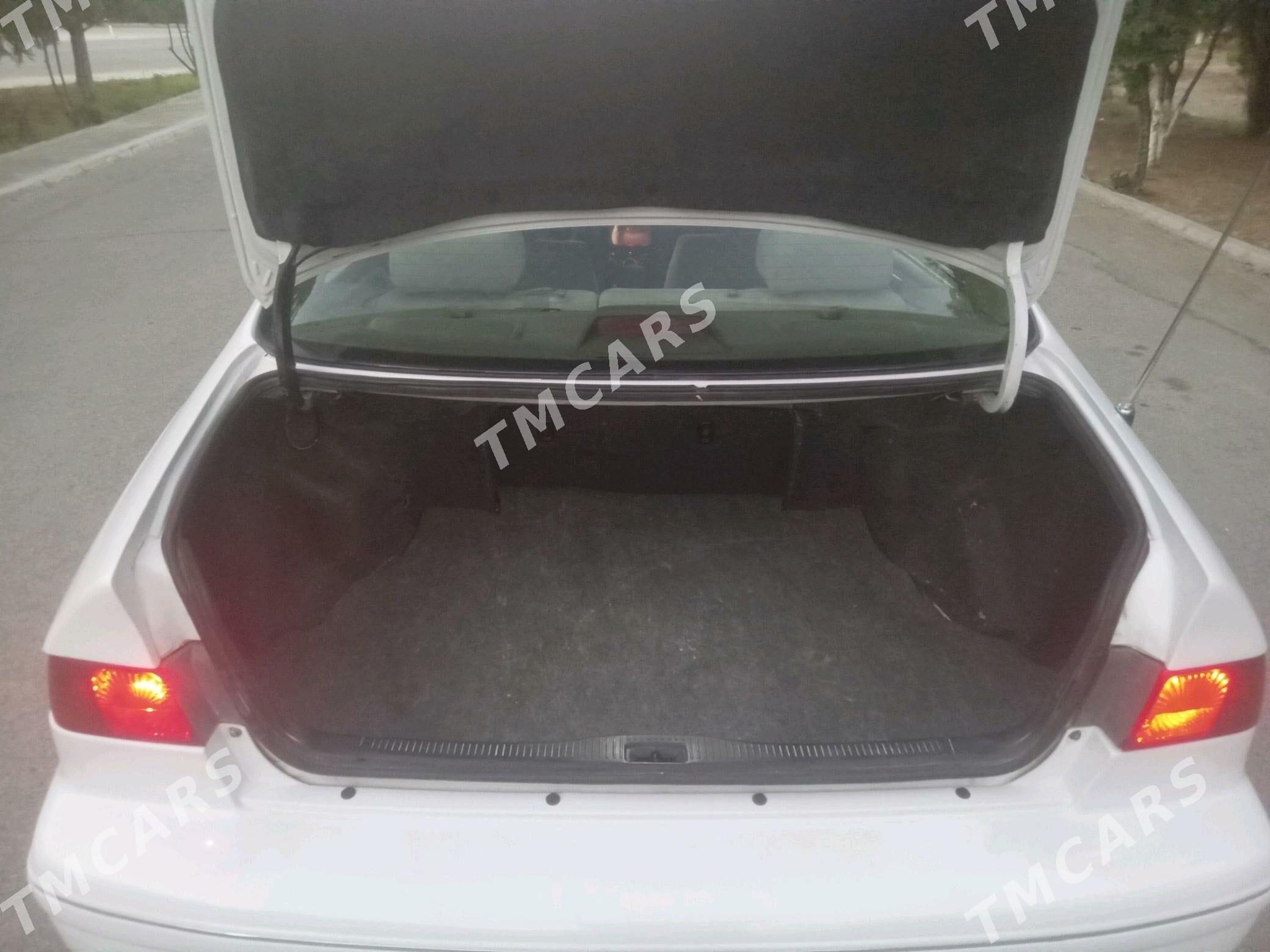 Toyota Camry 2001 - 145 000 TMT - Бахарден - img 4
