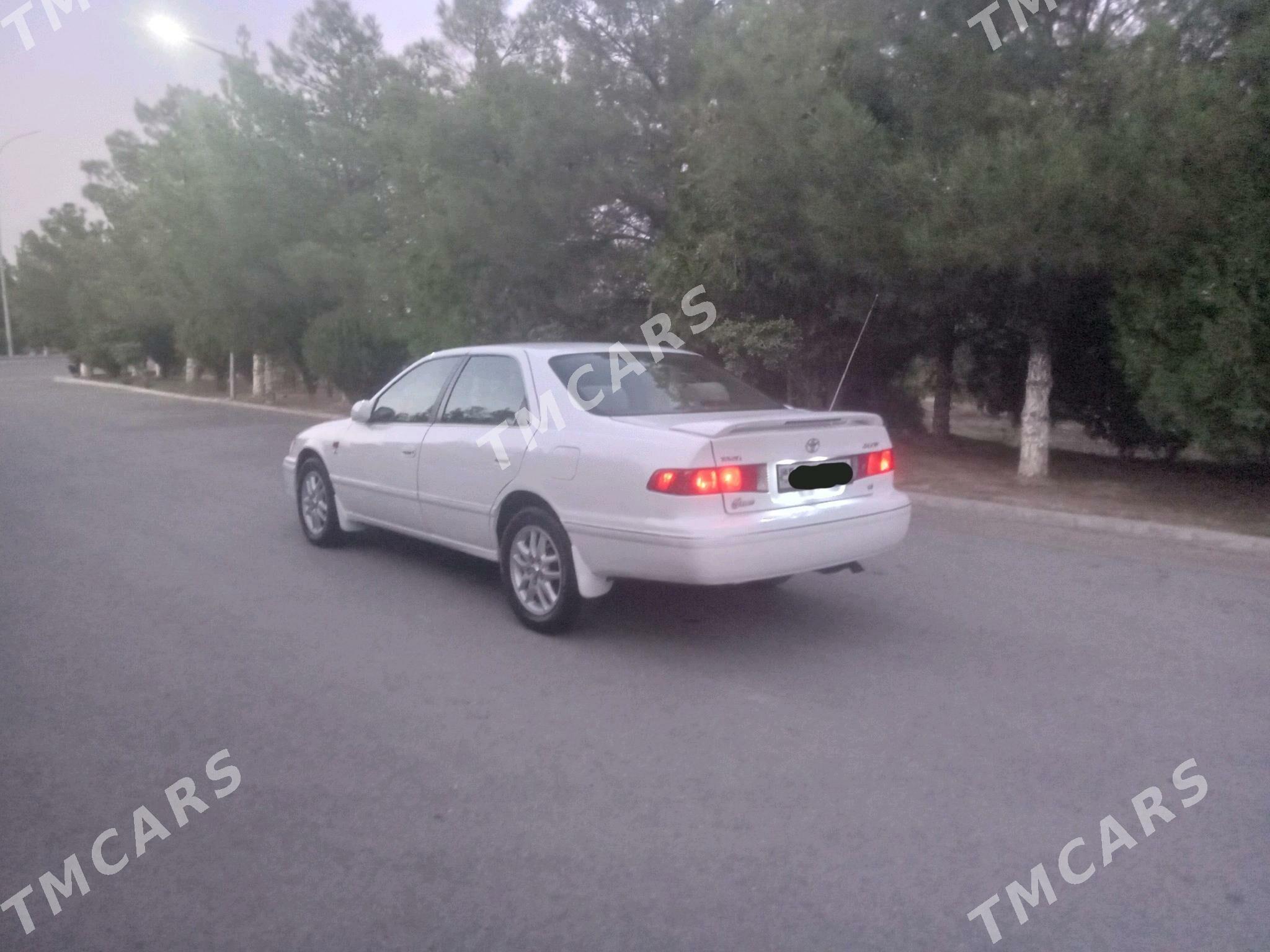 Toyota Camry 2001 - 145 000 TMT - Бахарден - img 8