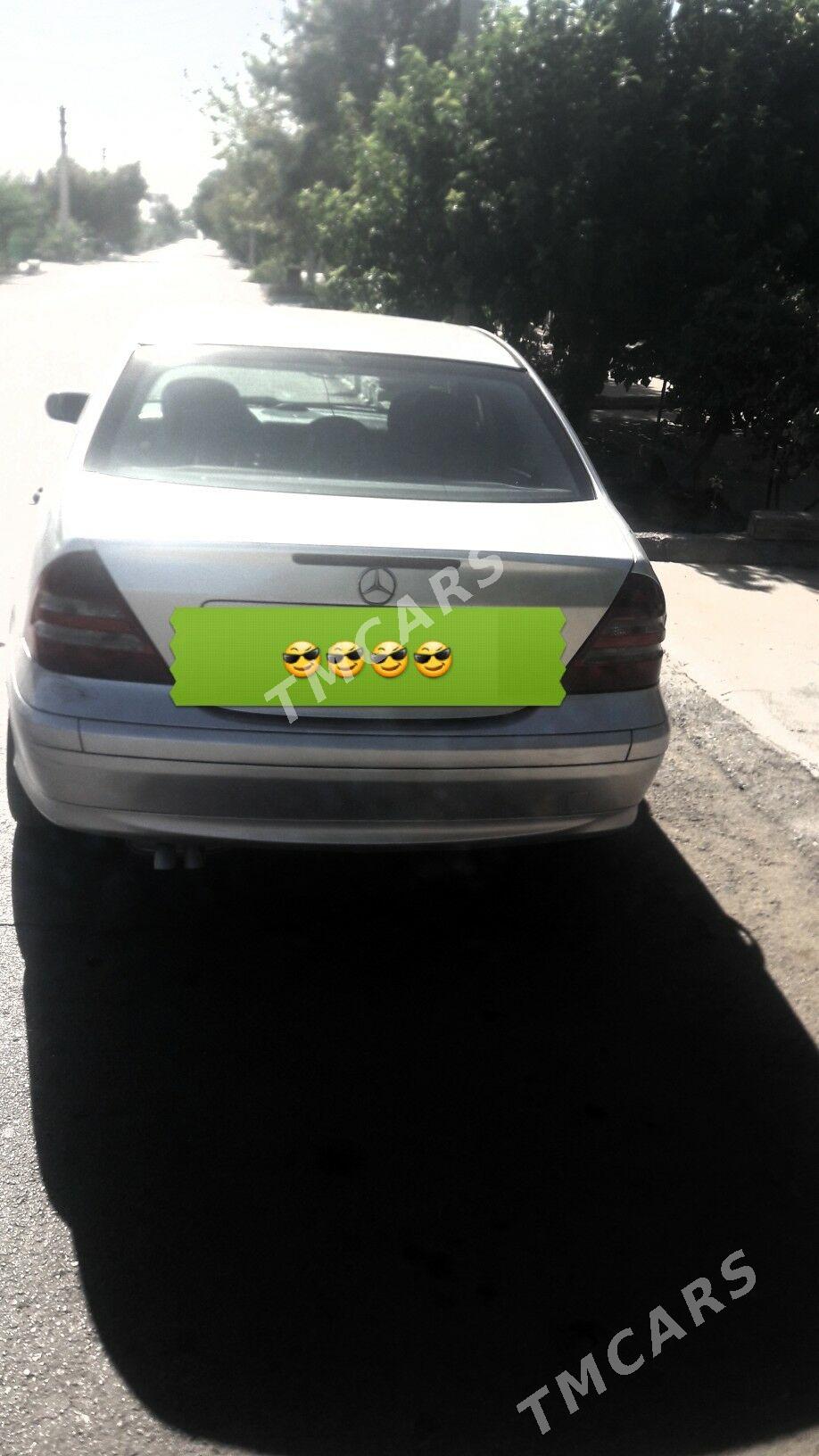 Mercedes-Benz C320 2005 - 130 000 TMT - Бузмеин - img 2