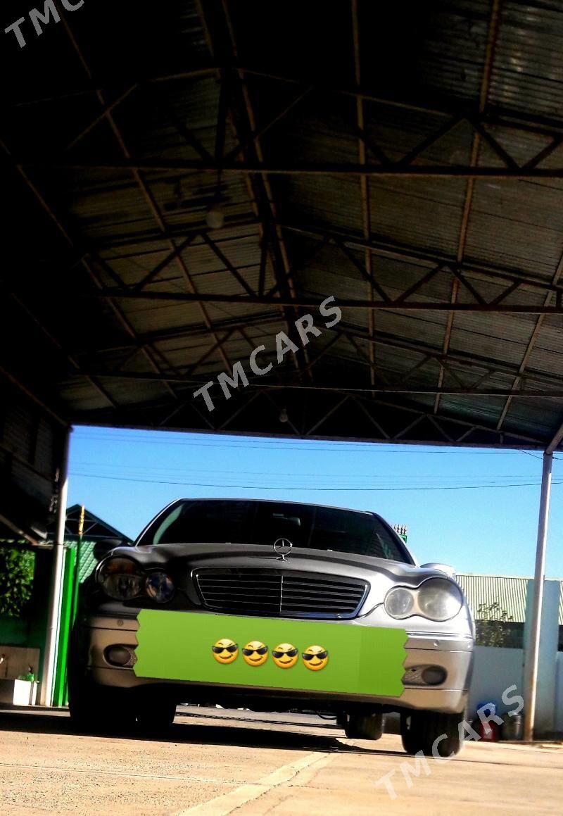 Mercedes-Benz C320 2005 - 130 000 TMT - Бузмеин - img 3