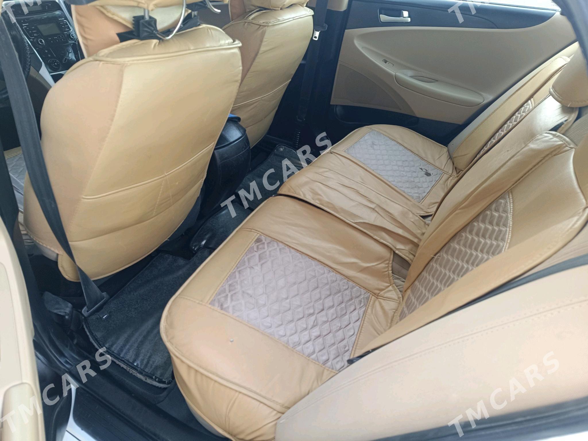 Hyundai Sonata 2010 - 150 000 TMT - Бахарден - img 5