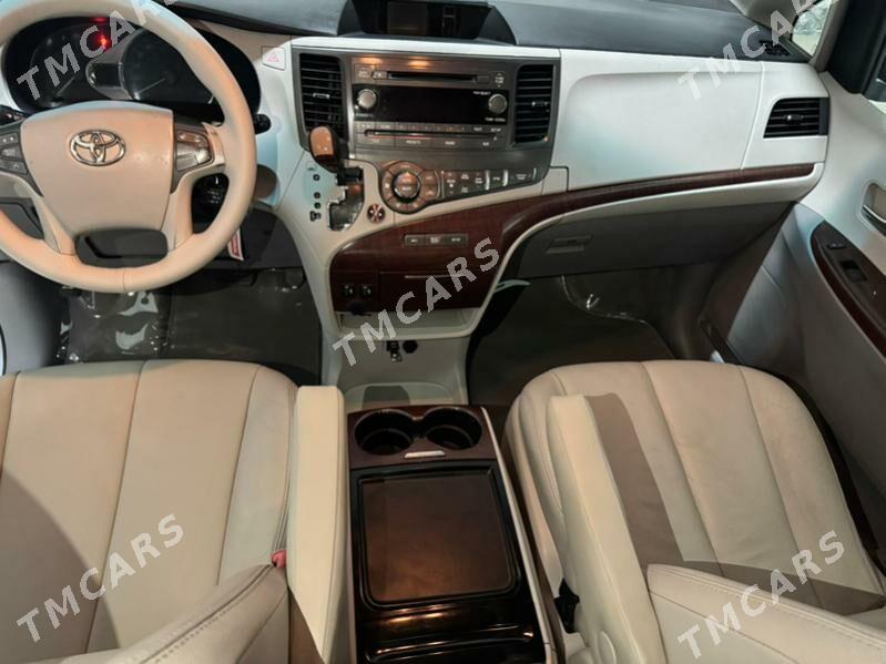 Toyota Sienna 2012 - 305 000 TMT - Ашхабад - img 4