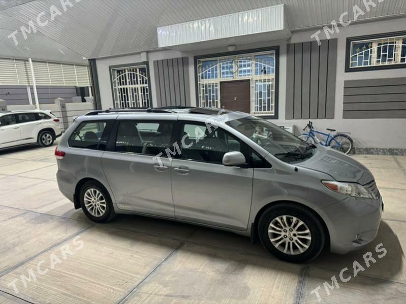 Toyota Sienna 2012 - 305 000 TMT - Ашхабад - img 10