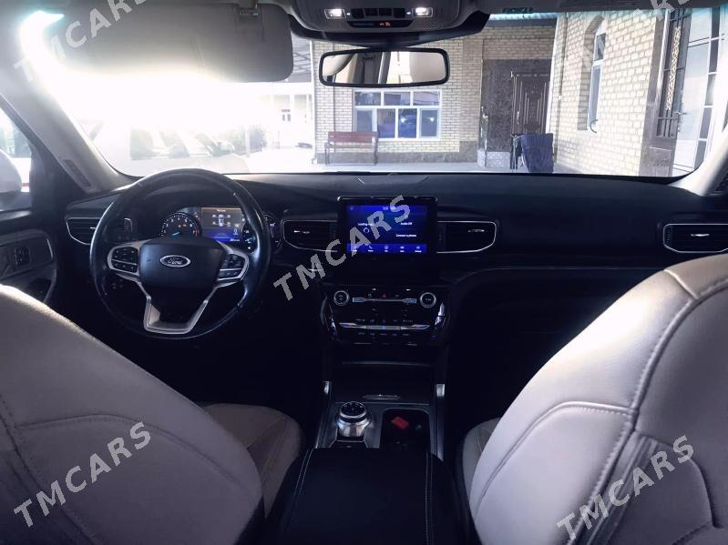 Ford Explorer 2022 - 450 000 TMT - Векильбазар - img 3