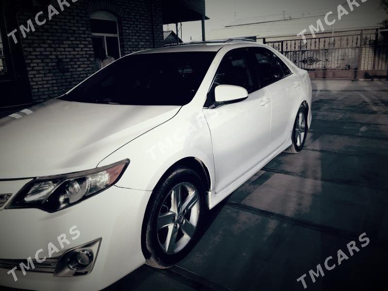 Toyota Camry 2013 - 200 000 TMT - Векильбазар - img 3