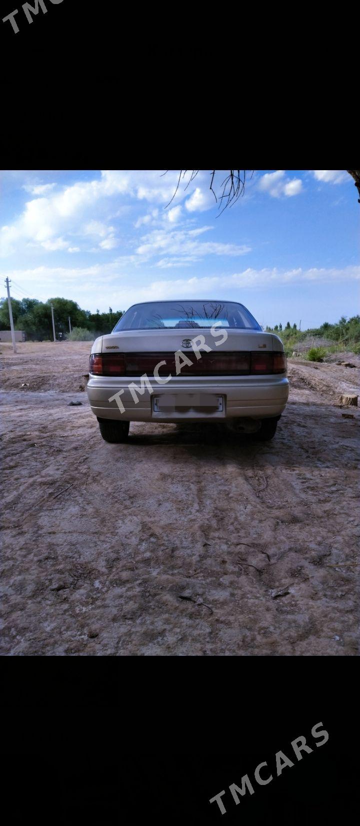 Toyota Camry 1994 - 80 000 TMT - Köneürgenç - img 3