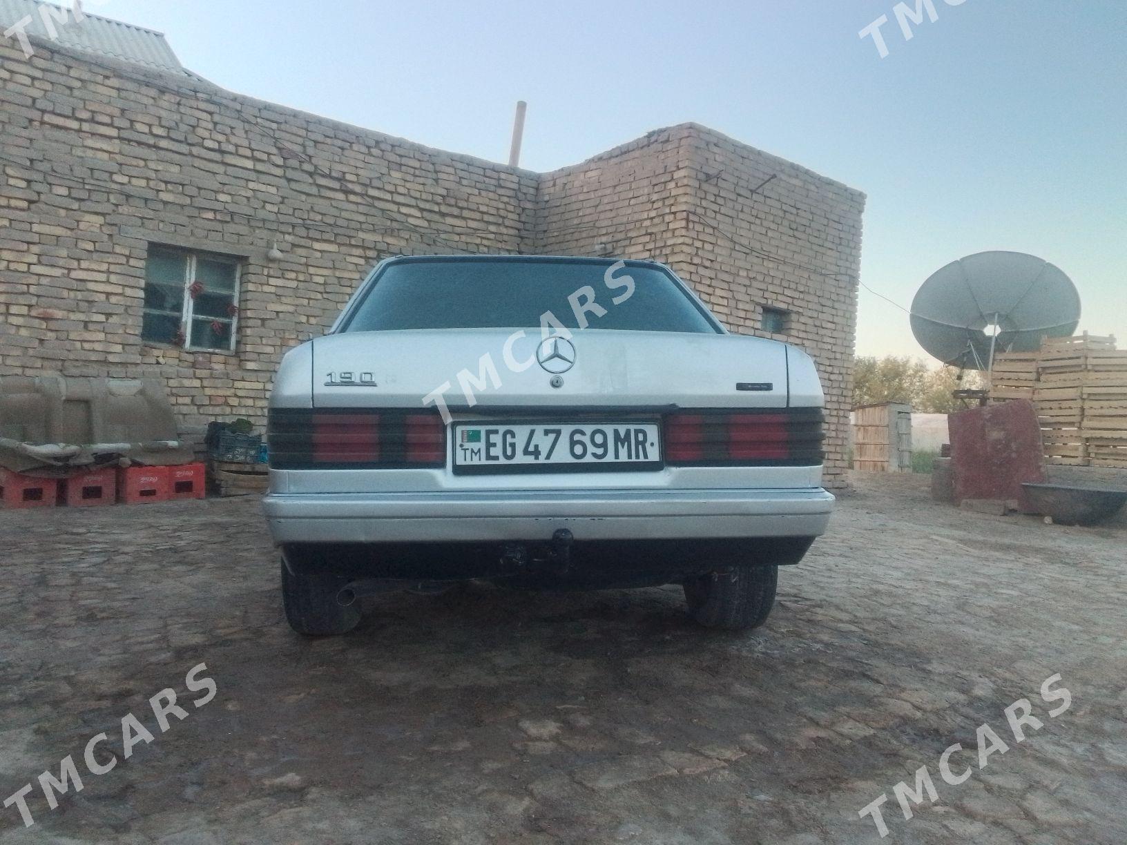 Mercedes-Benz 190E 1987 - 40 000 TMT - Мургап - img 4