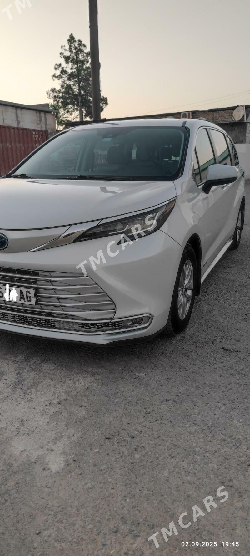Toyota Sienna 2021 - 470 000 TMT - Ашхабад - img 10