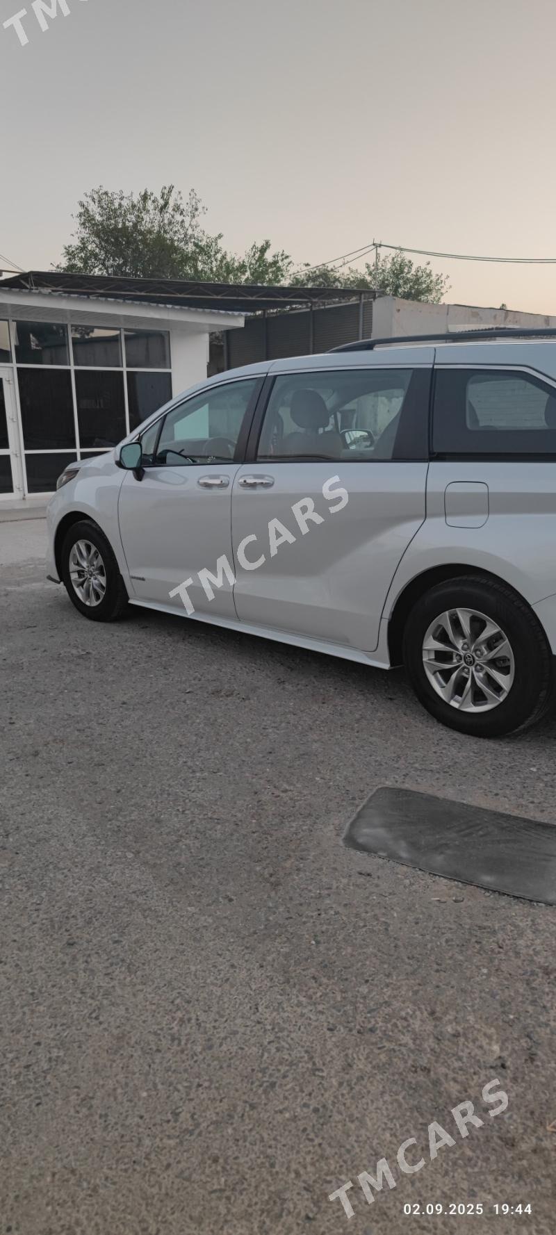 Toyota Sienna 2021 - 470 000 TMT - Ашхабад - img 6