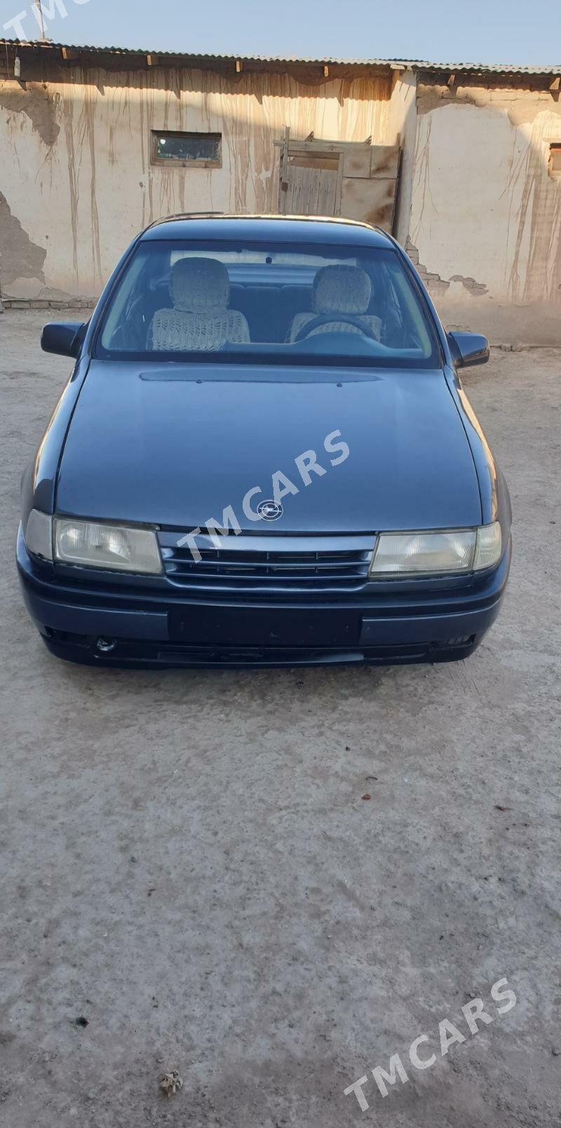 Opel Vectra 1990 - 30 000 TMT - Болдумсаз - img 2