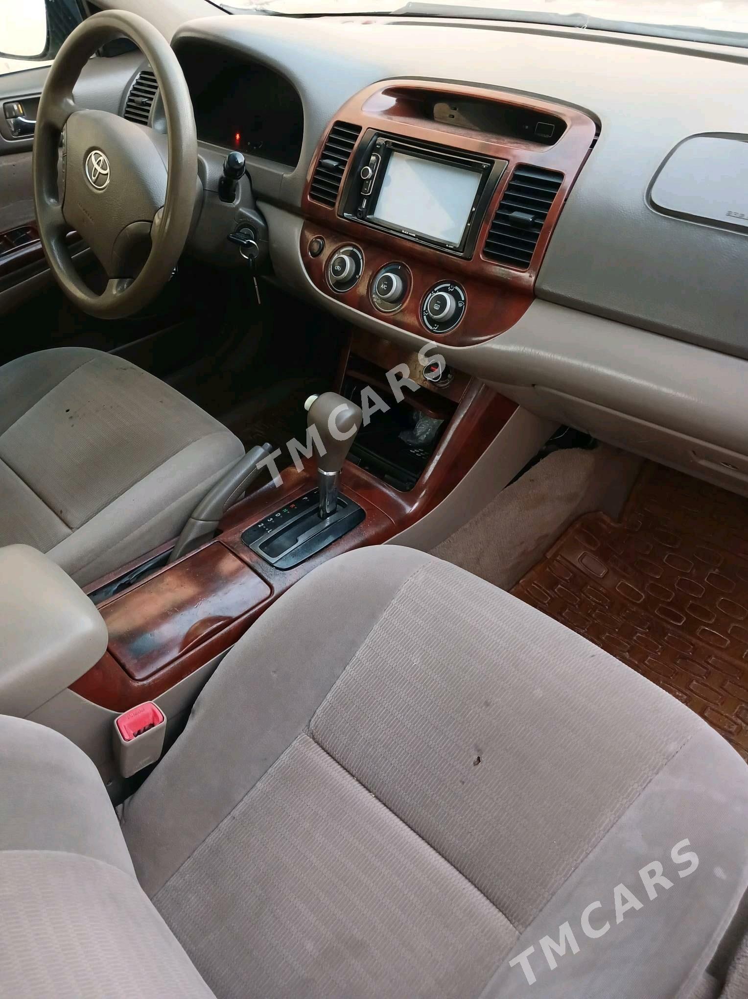 Toyota Camry 2005 - 160 000 TMT - Гурбансолтан Едже - img 6