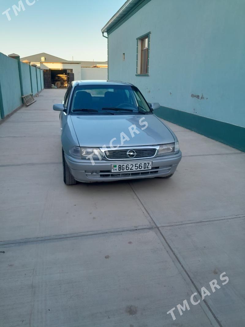 Opel Astra 1993 - 32 000 TMT - Daşoguz - img 5