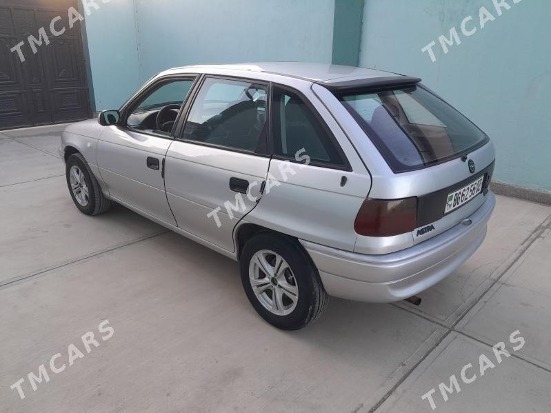 Opel Astra 1993 - 32 000 TMT - Daşoguz - img 4