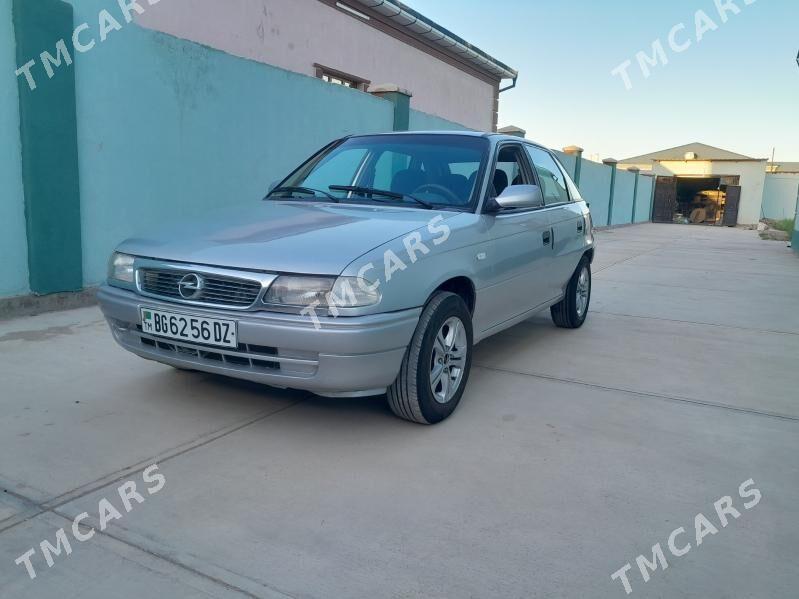 Opel Astra 1993 - 32 000 TMT - Daşoguz - img 3