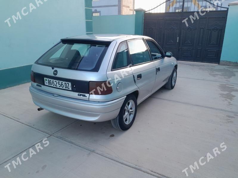 Opel Astra 1993 - 32 000 TMT - Daşoguz - img 8