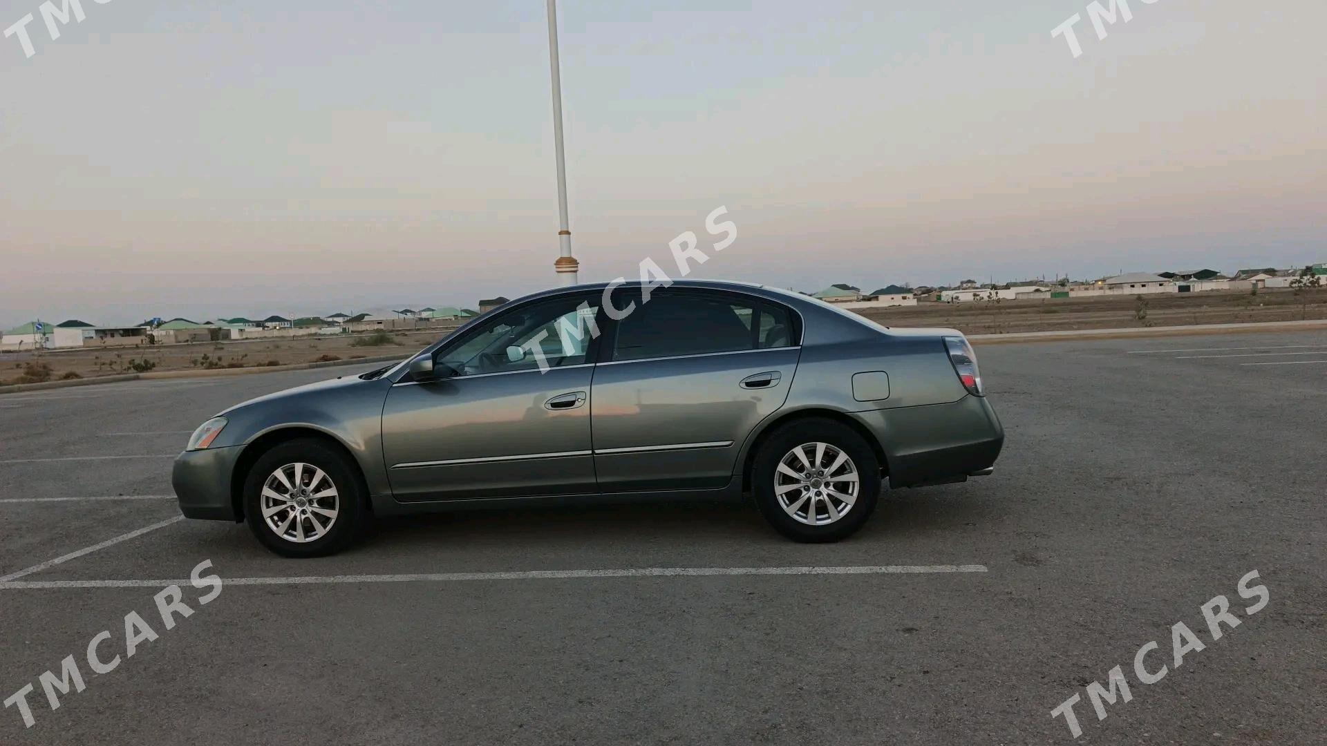 Nissan Altima 2005 - 95 000 TMT - Hazar - img 5
