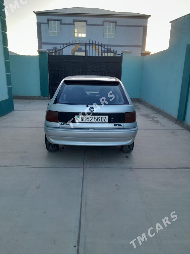 Opel Astra 1993 - 32 000 TMT - Daşoguz - img 2