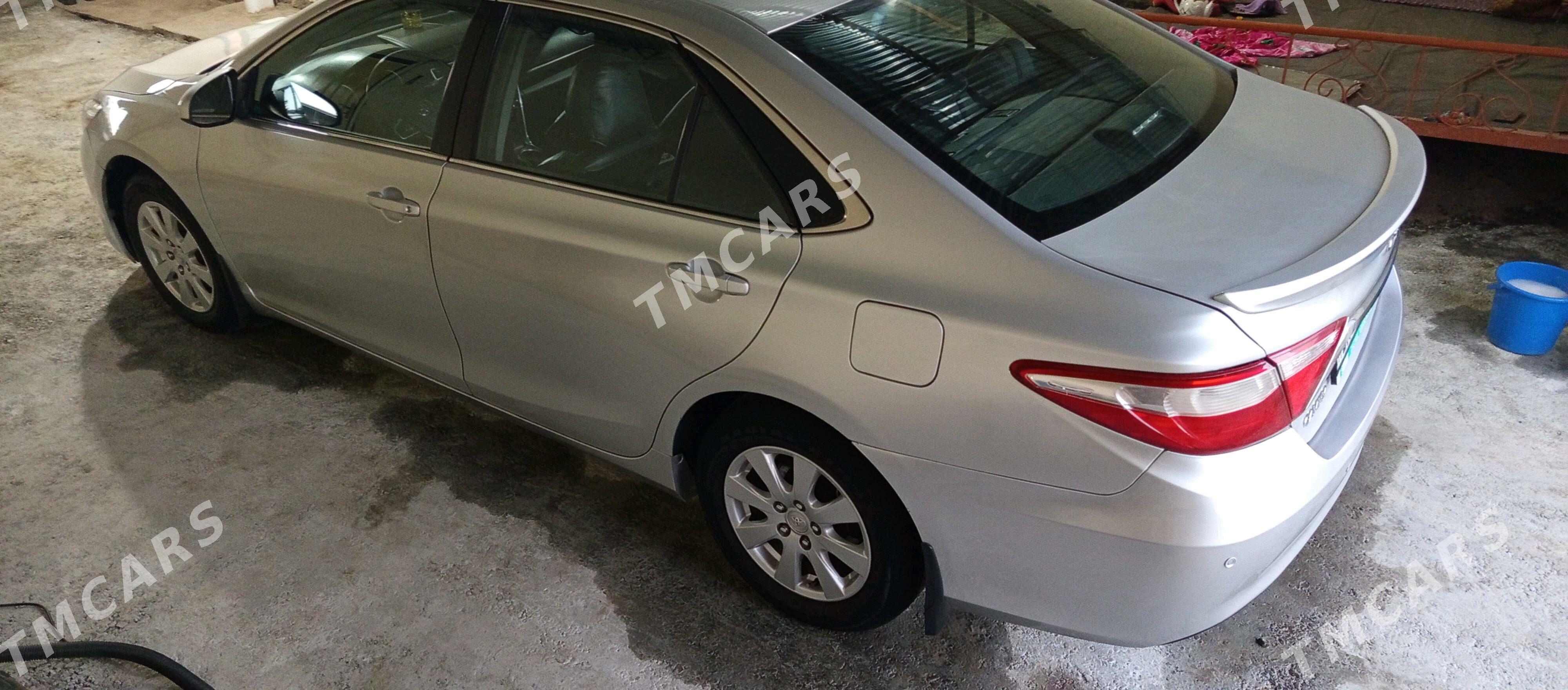 Toyota Camry 2017 - 240 000 TMT - Çärjew - img 5