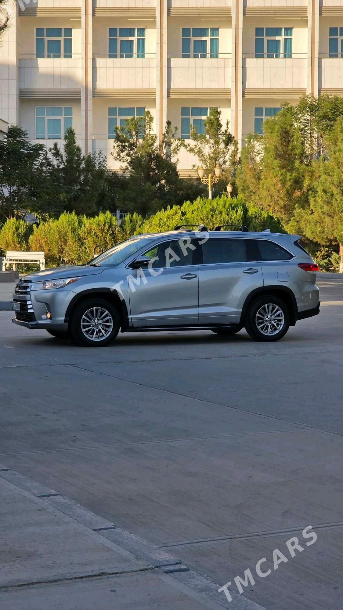 Toyota Highlander 2017 - 470 000 TMT - Farap - img 8