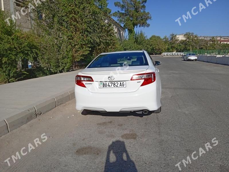 Toyota Camry 2014 - 219 000 TMT - Büzmeýin - img 2