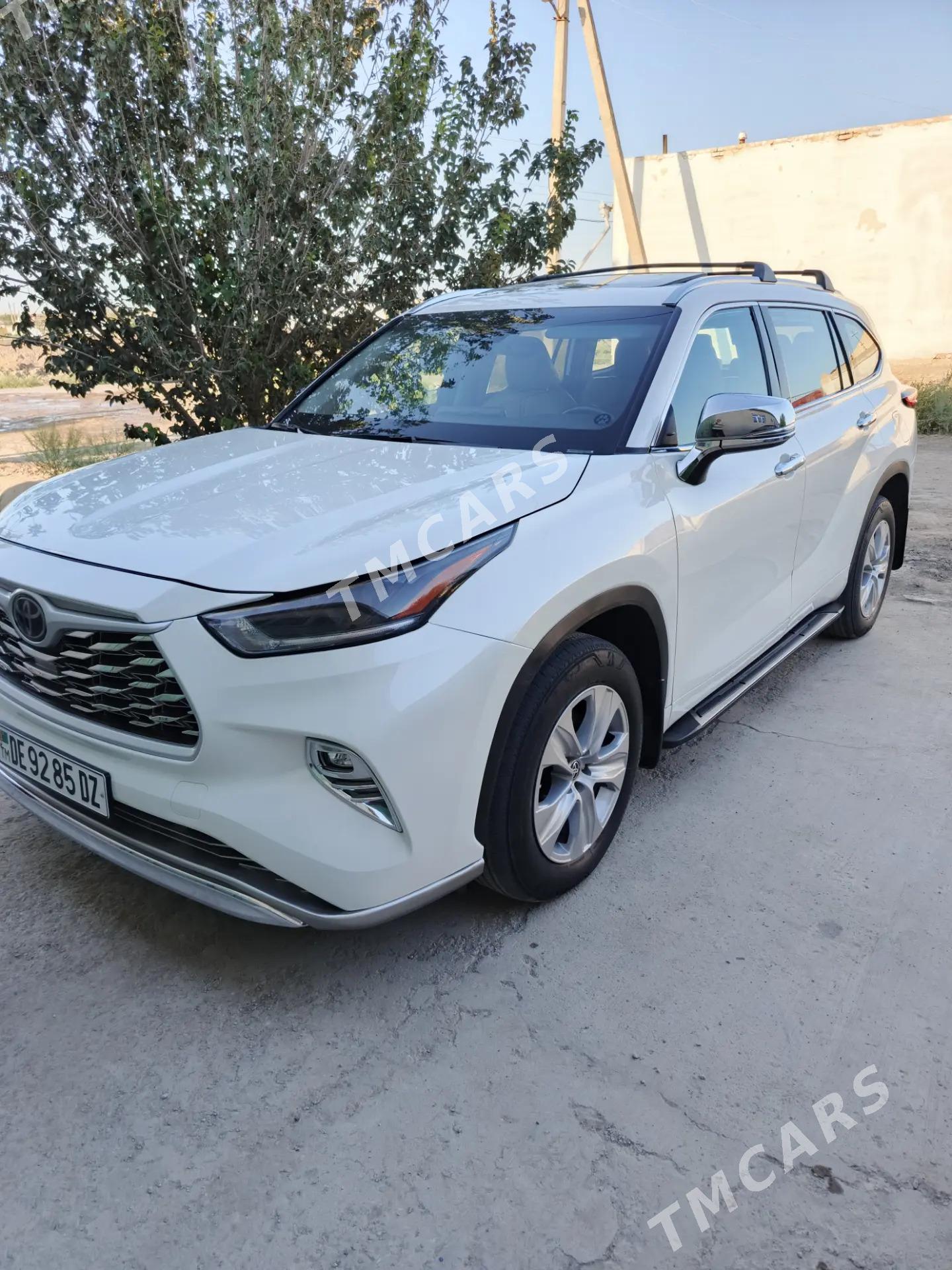 Toyota Highlander 2021 - 620 000 TMT - Кёнеургенч - img 4