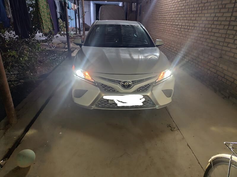 Toyota Camry 2020 - 320 000 TMT - Halaç - img 4