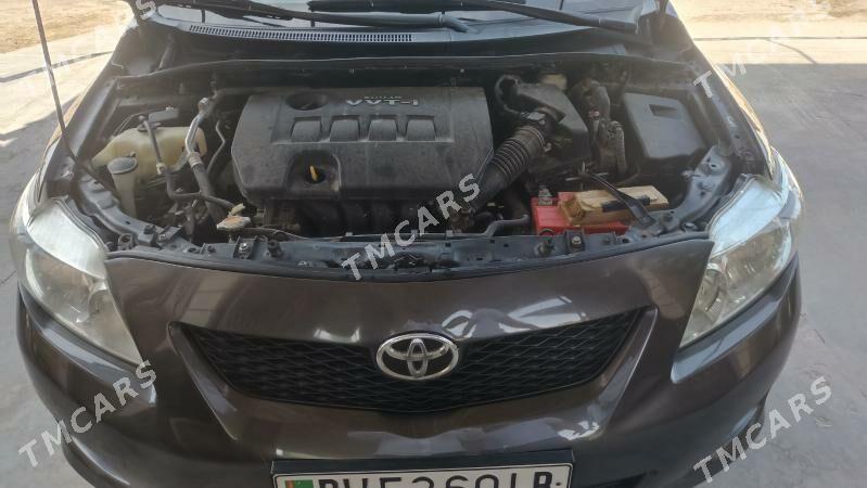 Toyota Corolla 2010 - 130 000 TMT - Туркменабат - img 2