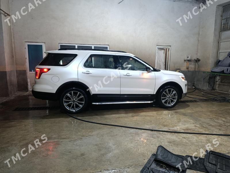 Ford Explorer 2019 - 320 000 TMT - Туркменабат - img 4