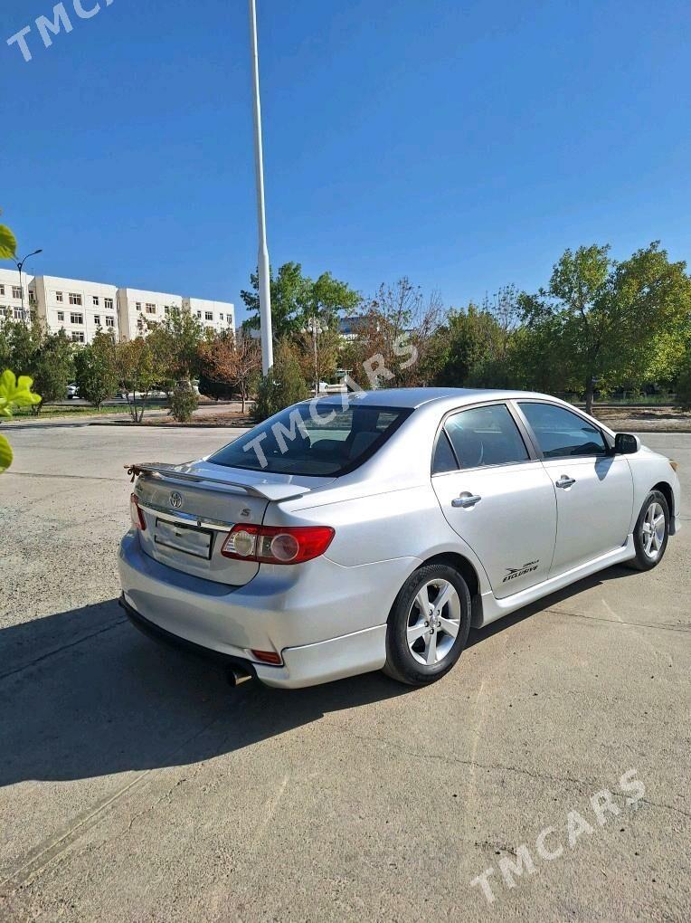 Toyota Corolla 2011 - 170 000 TMT - Дашогуз - img 4
