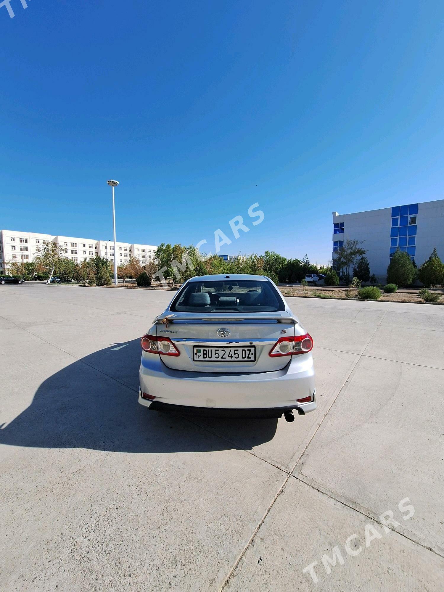 Toyota Corolla 2011 - 170 000 TMT - Дашогуз - img 7