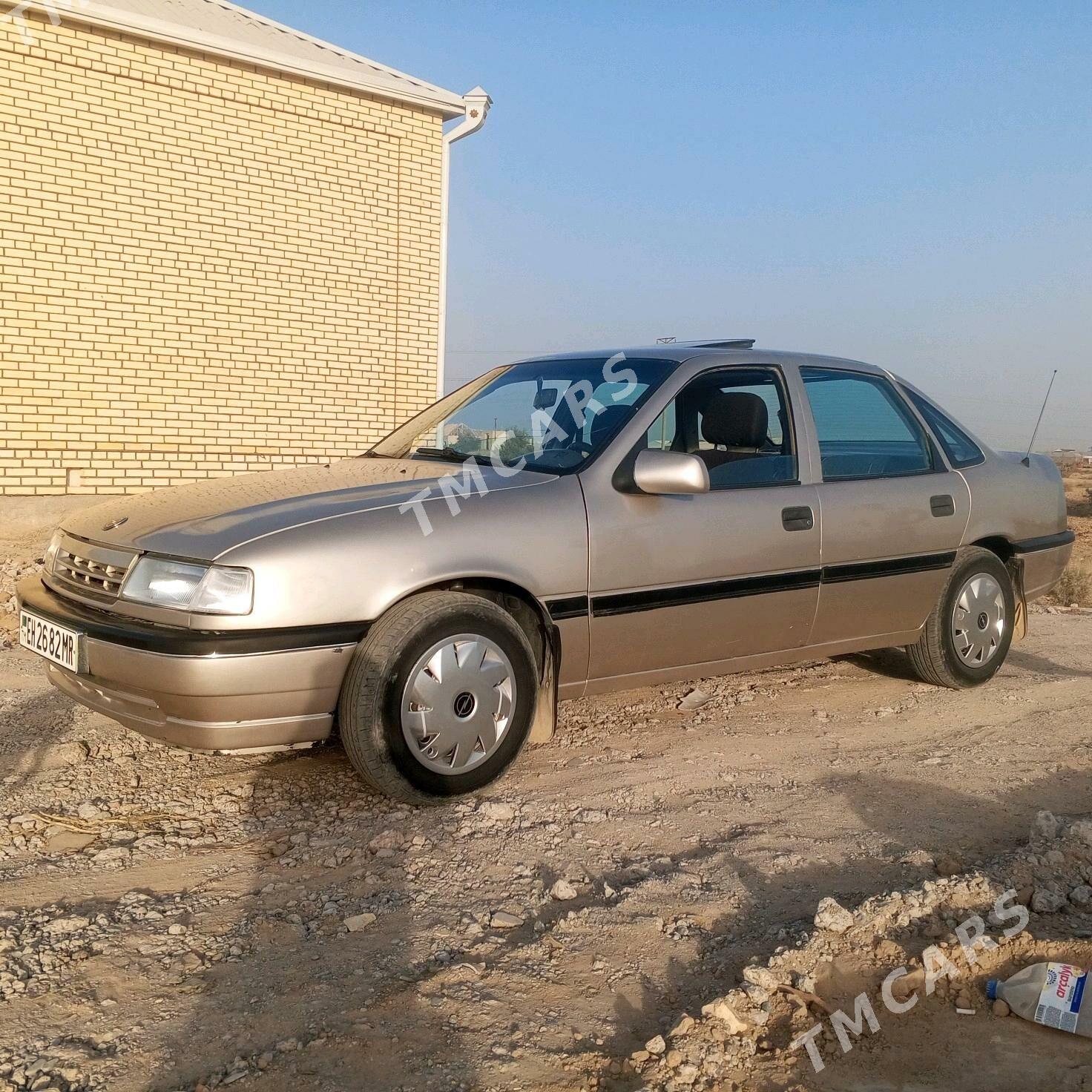 Opel Vectra 1992 - 36 000 TMT - Байрамали - img 2