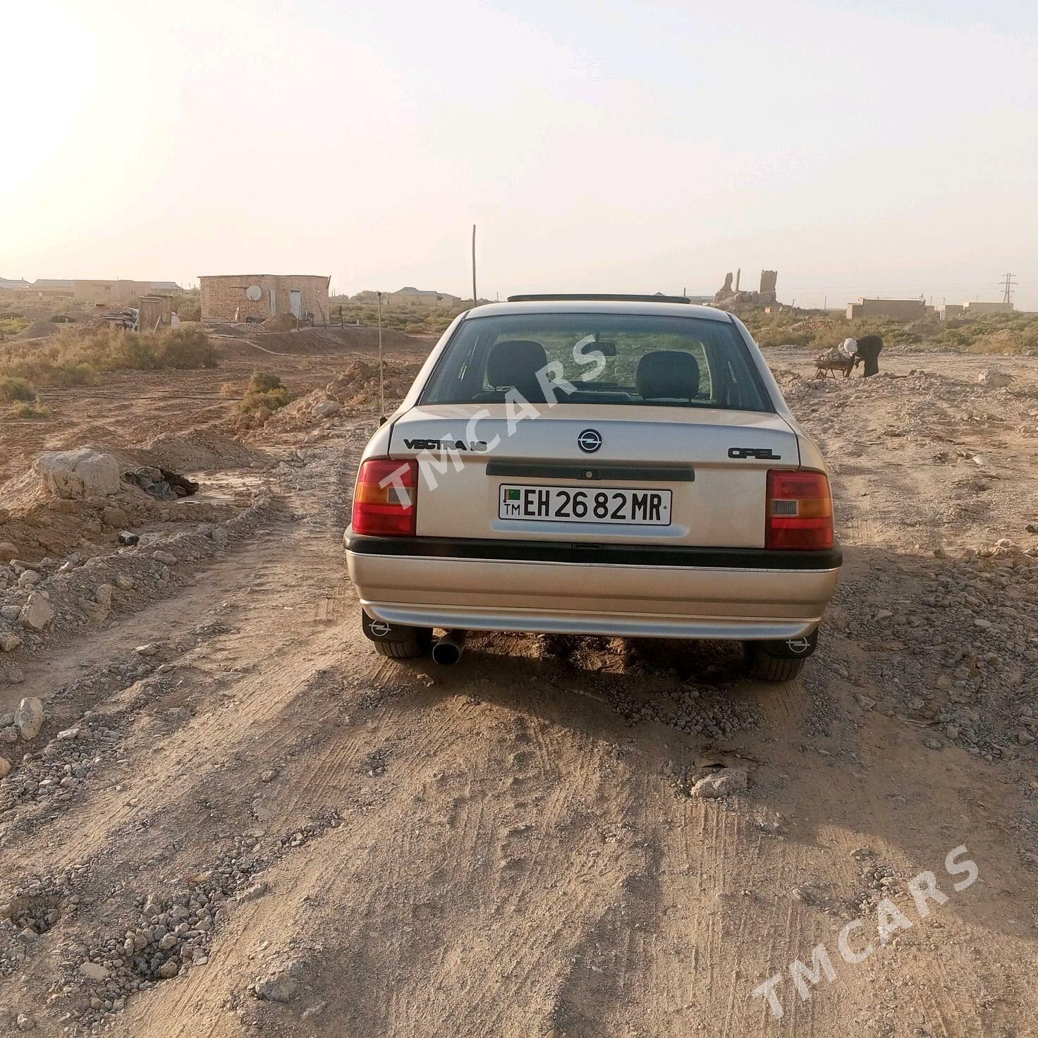 Opel Vectra 1992 - 36 000 TMT - Байрамали - img 8