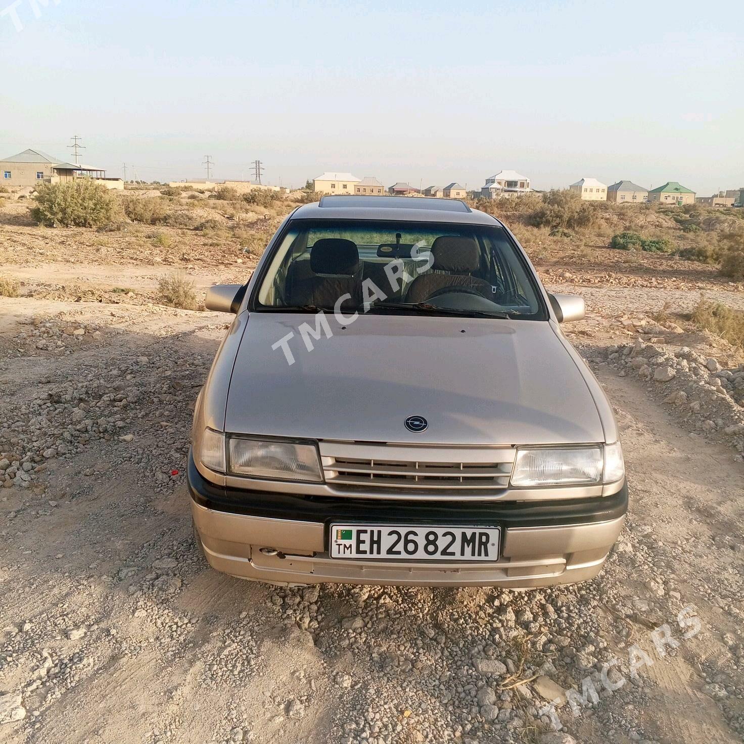 Opel Vectra 1992 - 36 000 TMT - Байрамали - img 9