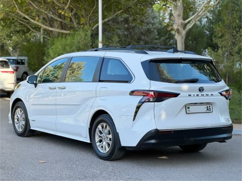 Toyota Sienna 2021 - 465 000 TMT - Ашхабад - img 5