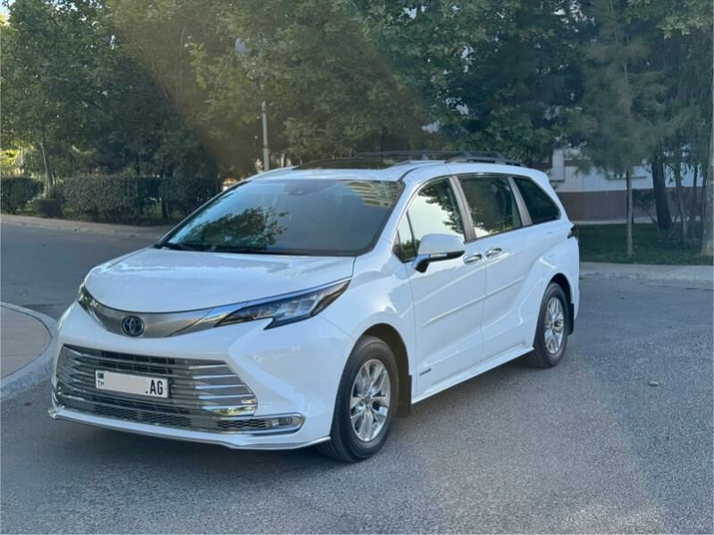 Toyota Sienna 2021 - 465 000 TMT - Ашхабад - img 4