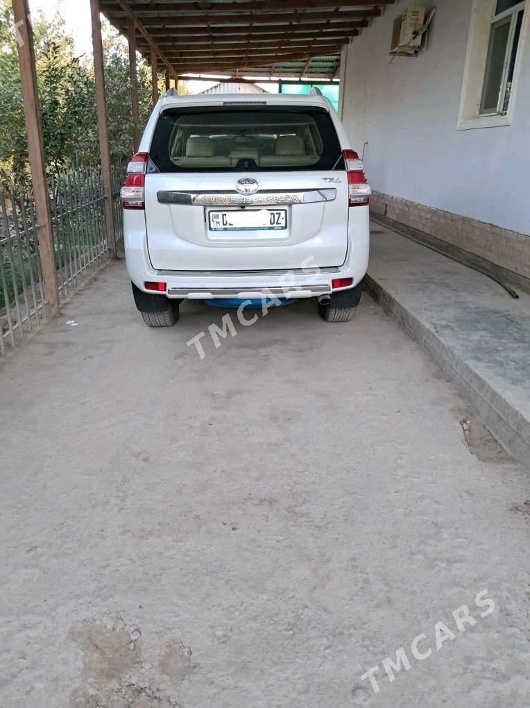 Toyota Land Cruiser Prado 2014 - 620 000 TMT - Шабатский этрап - img 4