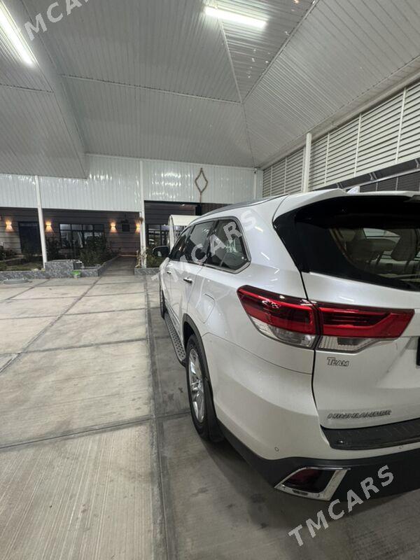 Toyota Highlander 2018 - 460 000 TMT - Гёкдепе - img 7