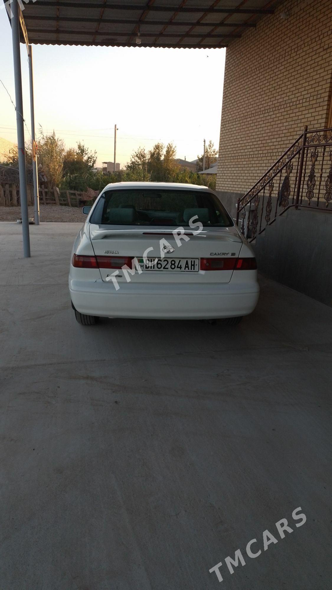 Toyota Camry 1997 - 113 000 TMT - Серахс - img 4