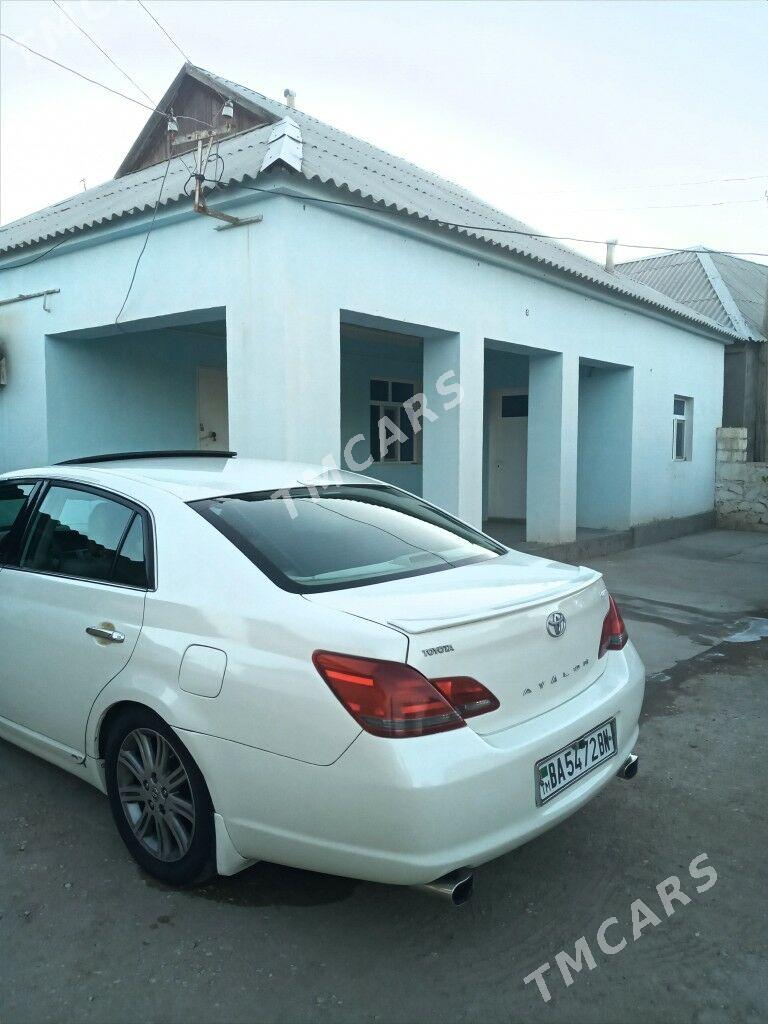 Toyota Avalon 2005 - 175 000 TMT - Балканабат - img 3