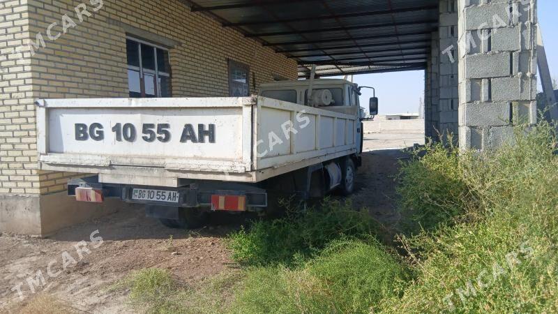 Mitsubishi Carisma 1995 - 100 000 TMT - Яшлык - img 3