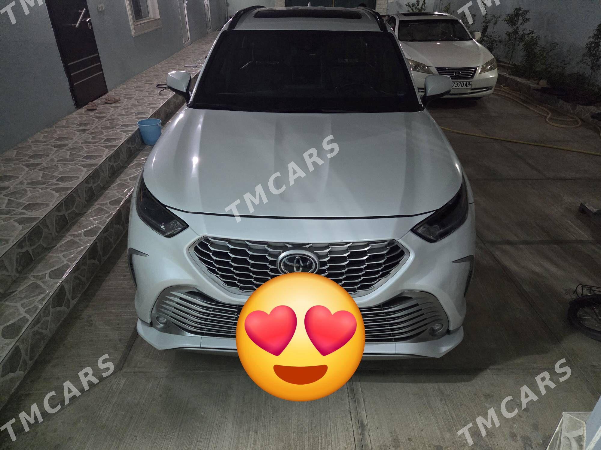 Toyota Highlander 2021 - 600 000 TMT - Ак-Бугдайский этрап - img 3
