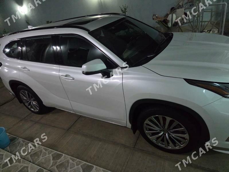 Toyota Highlander 2021 - 600 000 TMT - Ак-Бугдайский этрап - img 4