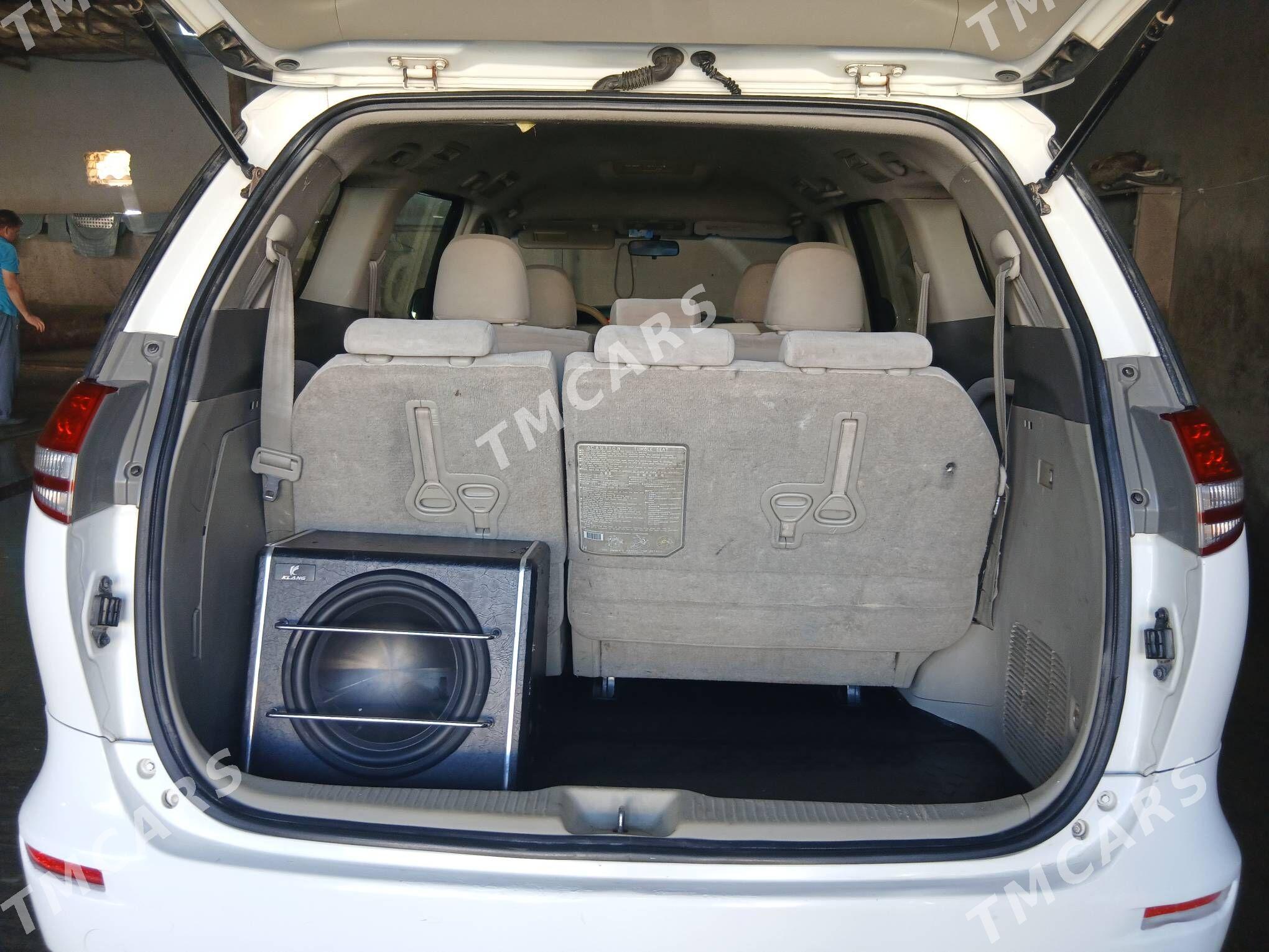 Toyota Previa 2007 - 180 000 TMT - Дашогуз - img 7