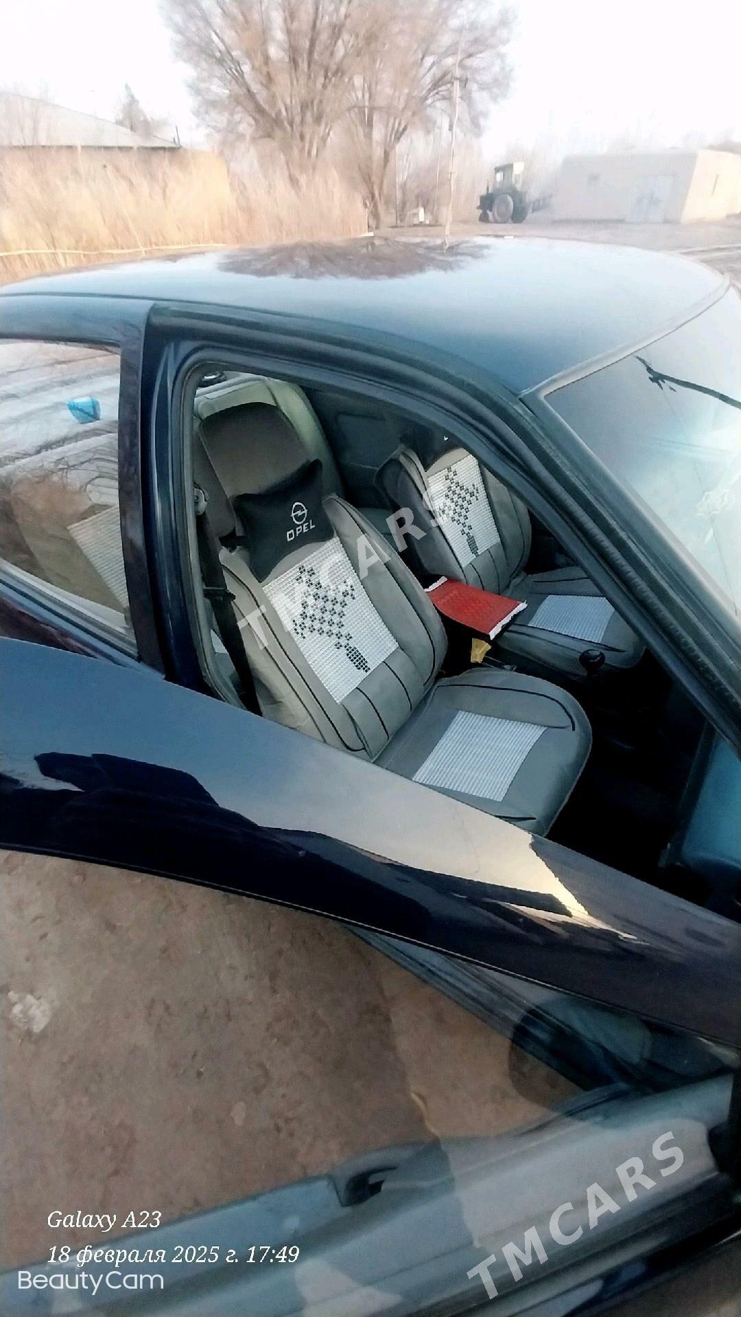 Opel Vectra 1993 - 48 000 TMT - Губадаг - img 7