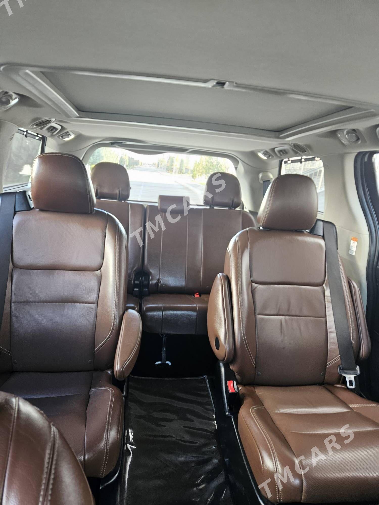 Toyota Sienna 2017 - 500 000 TMT - Ашхабад - img 2