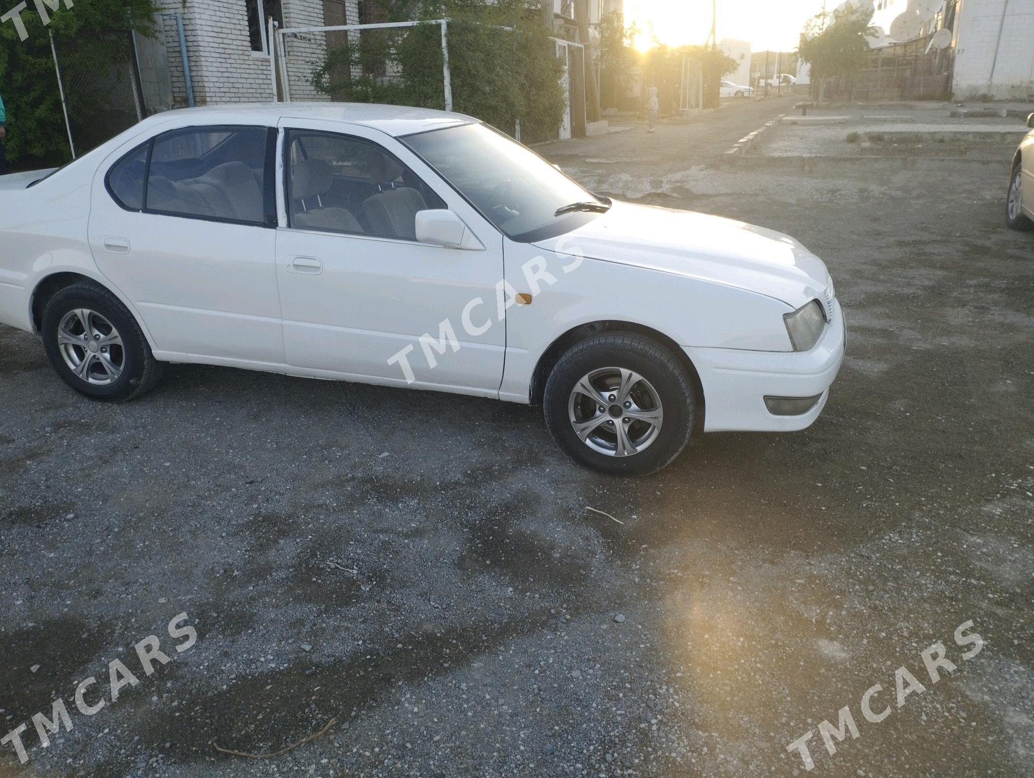 Toyota Vista 1995 - 46 000 TMT - Türkmenbaşy - img 2