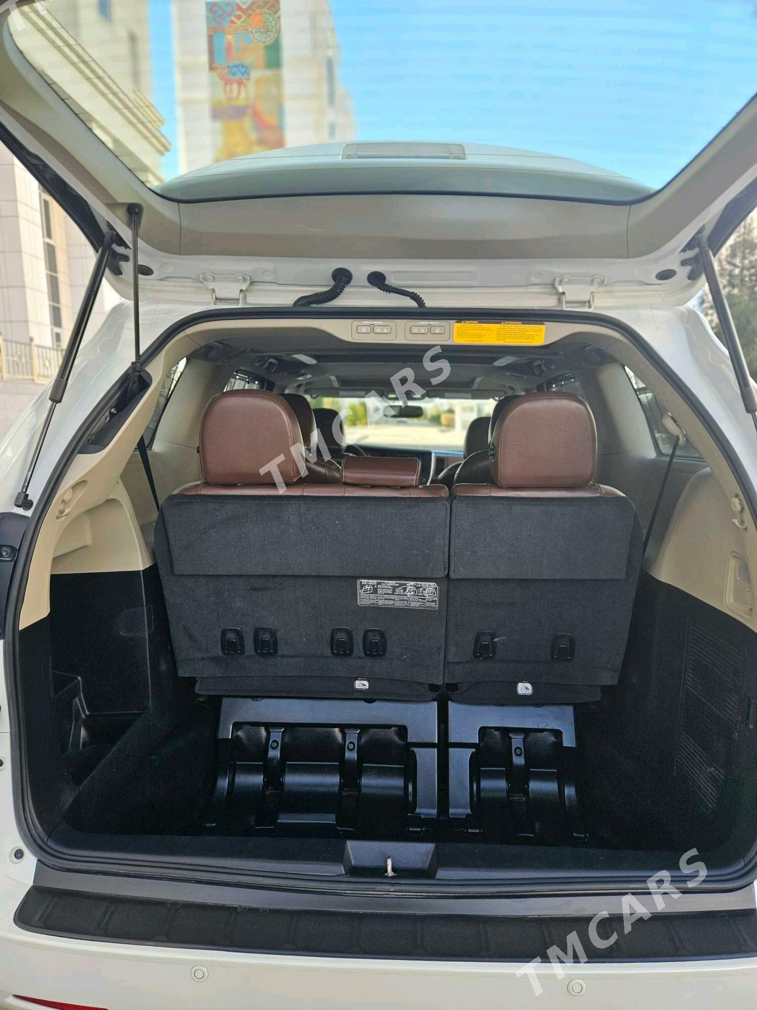 Toyota Sienna 2017 - 500 000 TMT - Ашхабад - img 10
