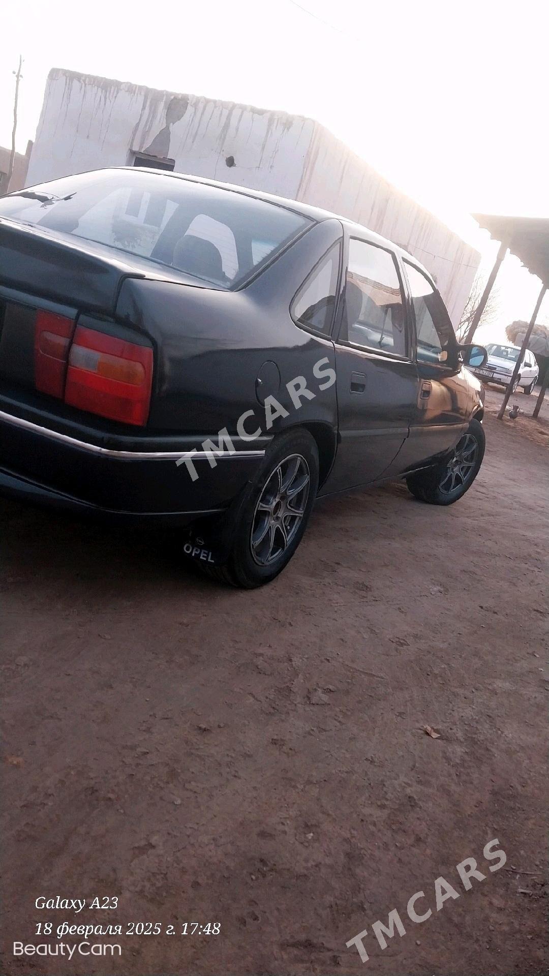 Opel Vectra 1993 - 48 000 TMT - Губадаг - img 9
