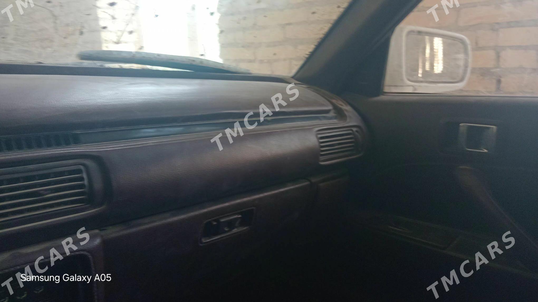 Toyota Camry 1989 - 40 000 TMT - Dänew - img 2