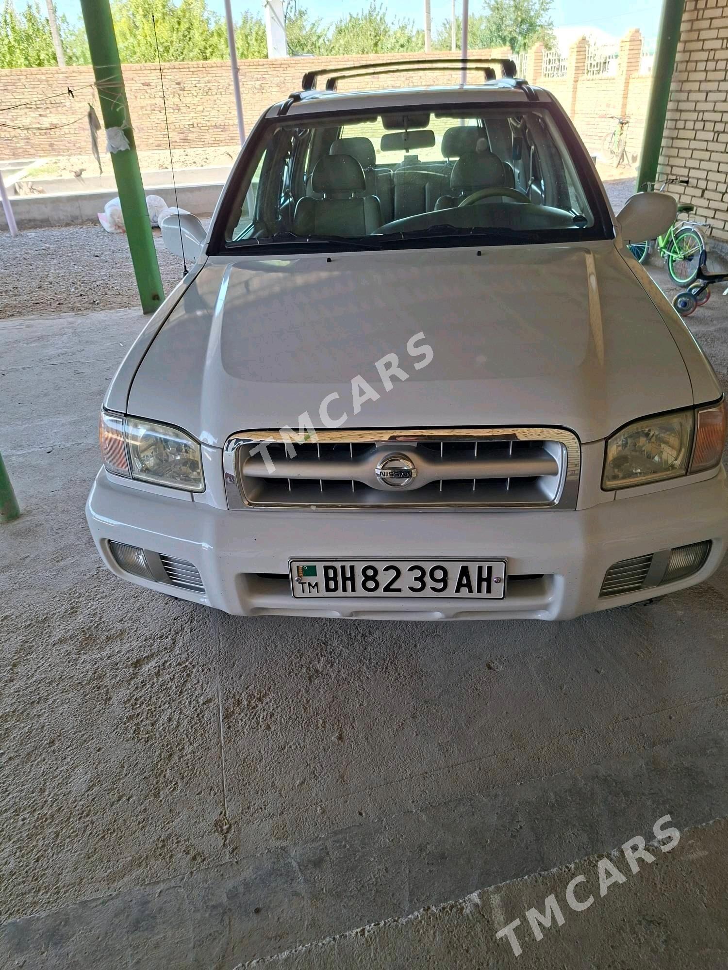 Nissan Pathfinder 2001 - 125 000 TMT - Ýaşlyk - img 5